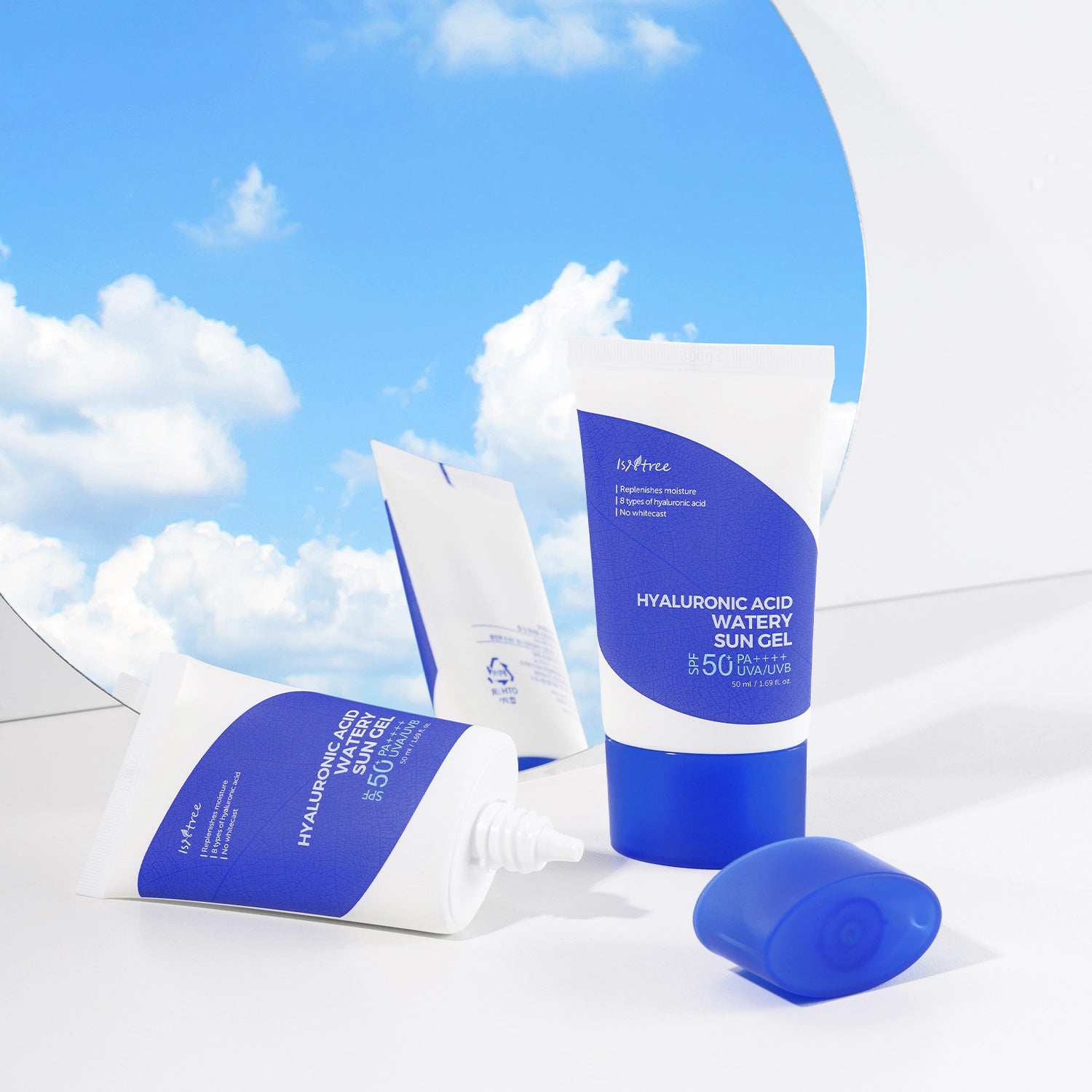 Isntree Hyaluronic Acid Watery Sun Gel (Moisturizing sunscreen gel)