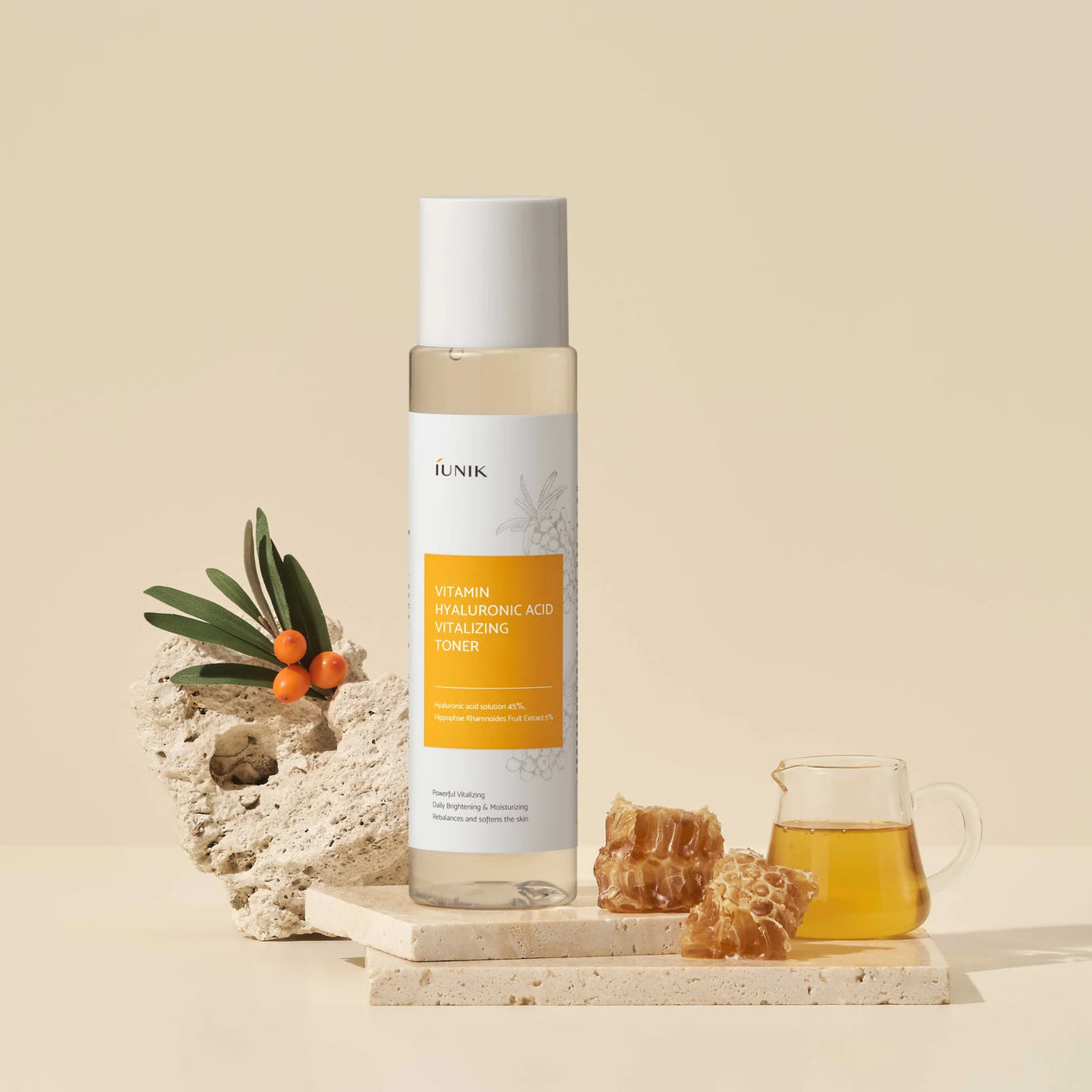 Iunik Vitamin Hyaluronic Acid Vitalizing Toner (Moisturizing toner)