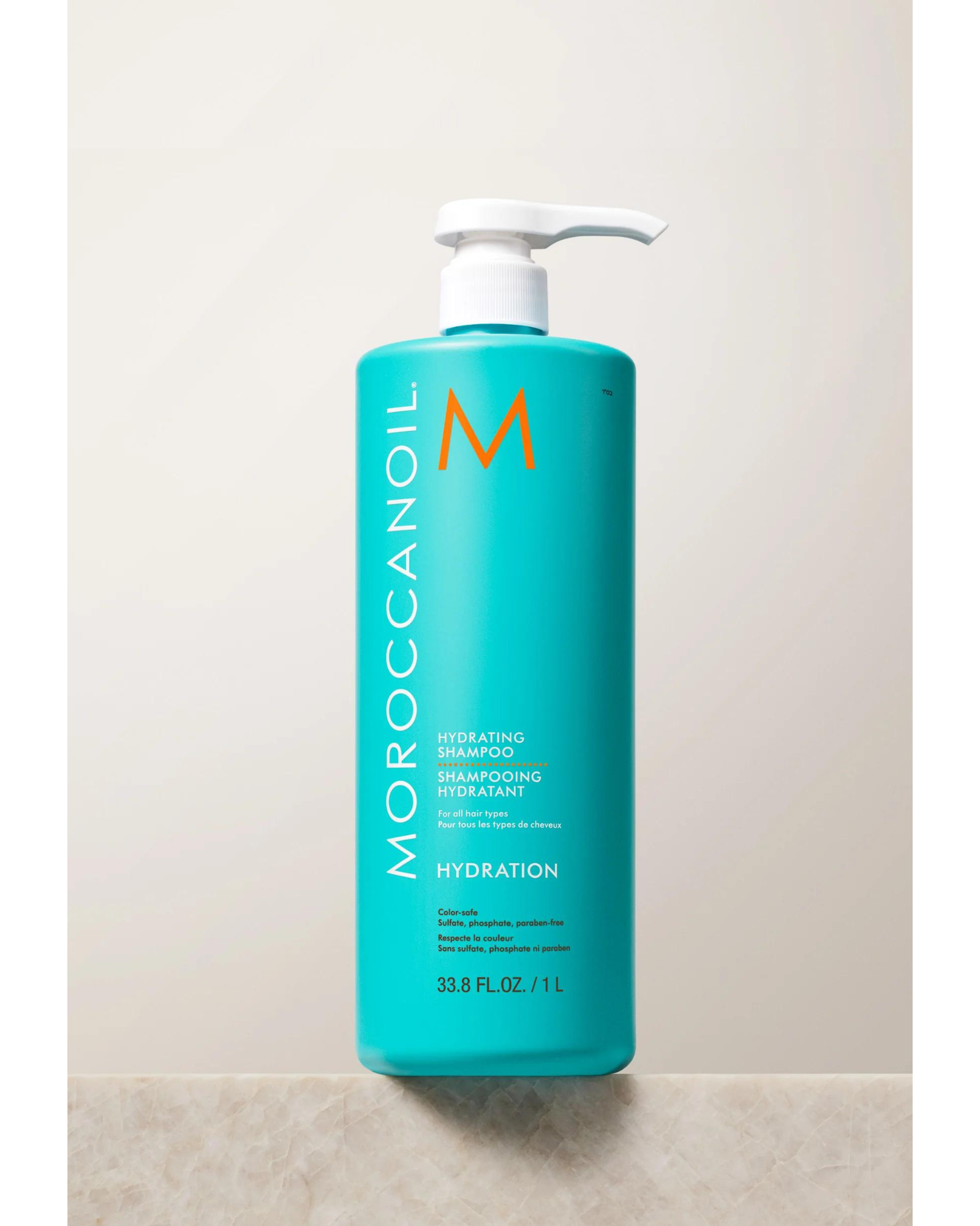Sulfate-free shampoo (MoroccanOil Hydrating Shampoo)