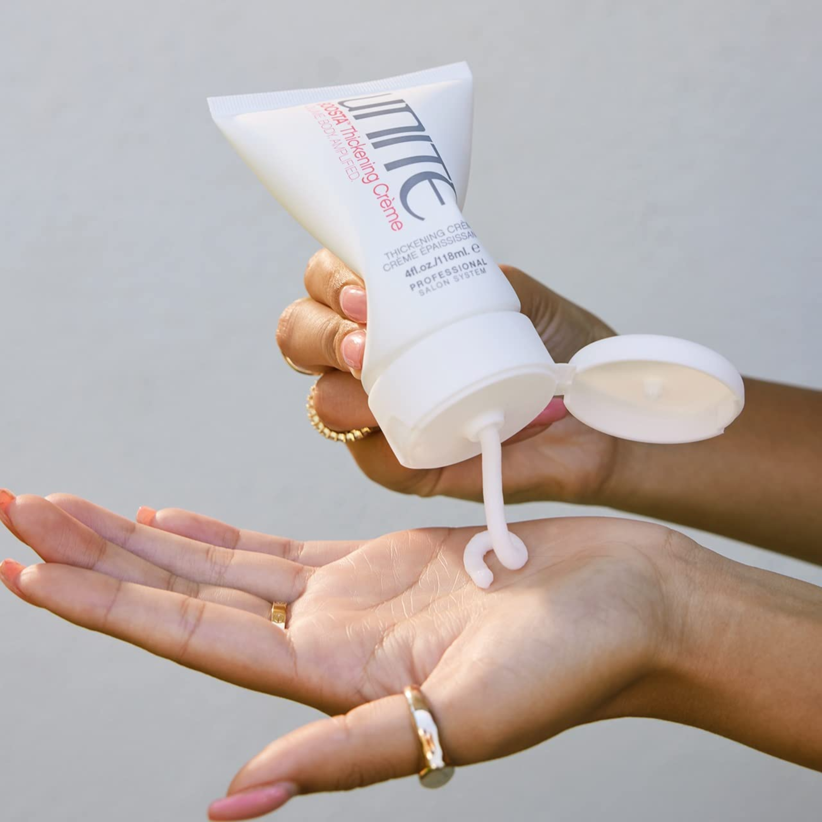 UNITE Hair BOOSTA Thickening Crème (Volume & density styling cream)