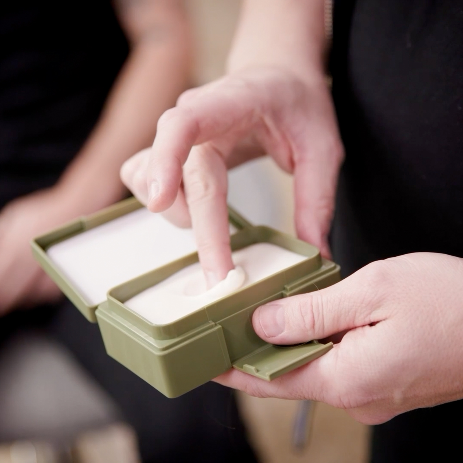 KEVIN.MURPHY FREE.HOLD (Flexible medium hold styling paste)