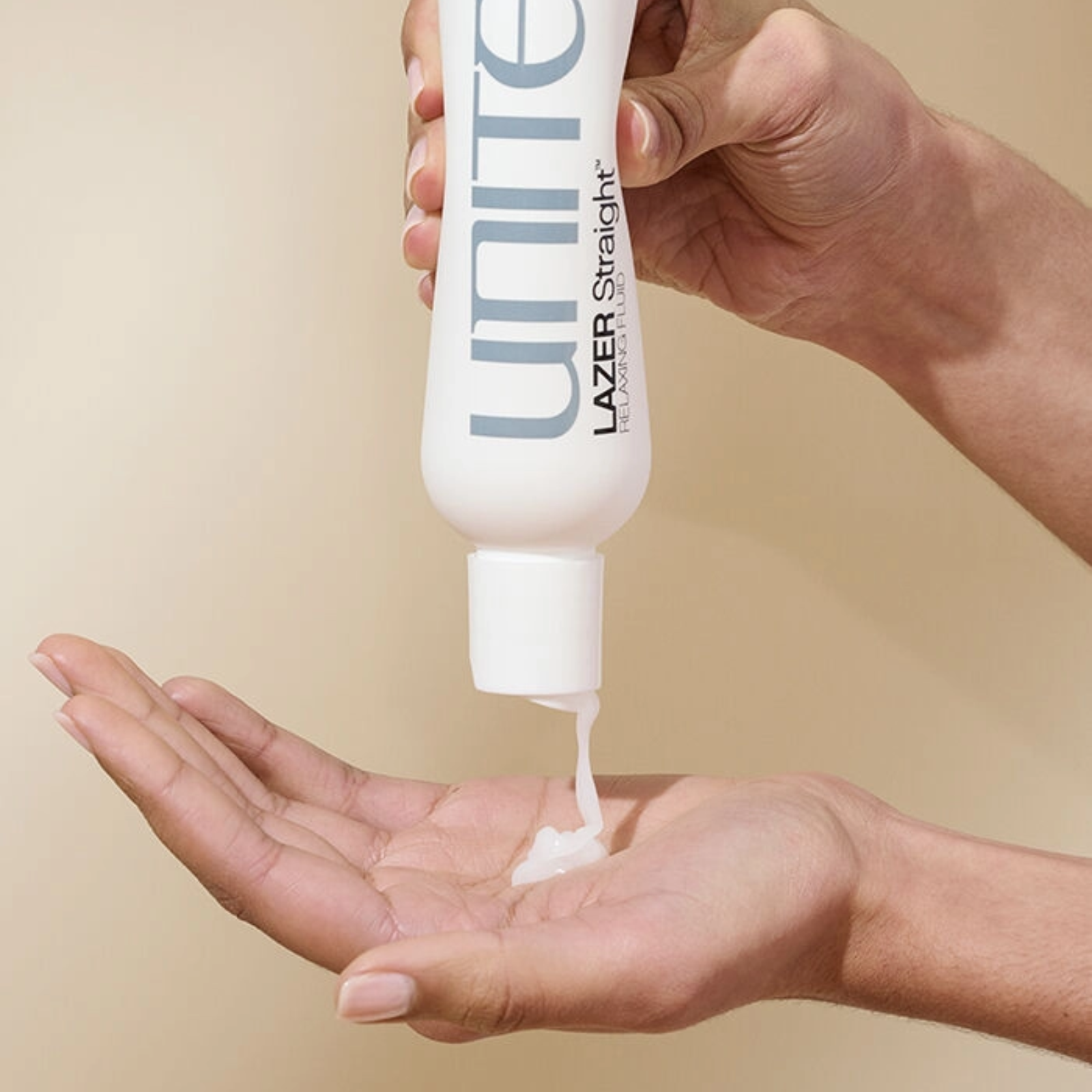 UNITE HAIR LAZER Straight Relaxing Fluid (Frizz-defying styling fluid)