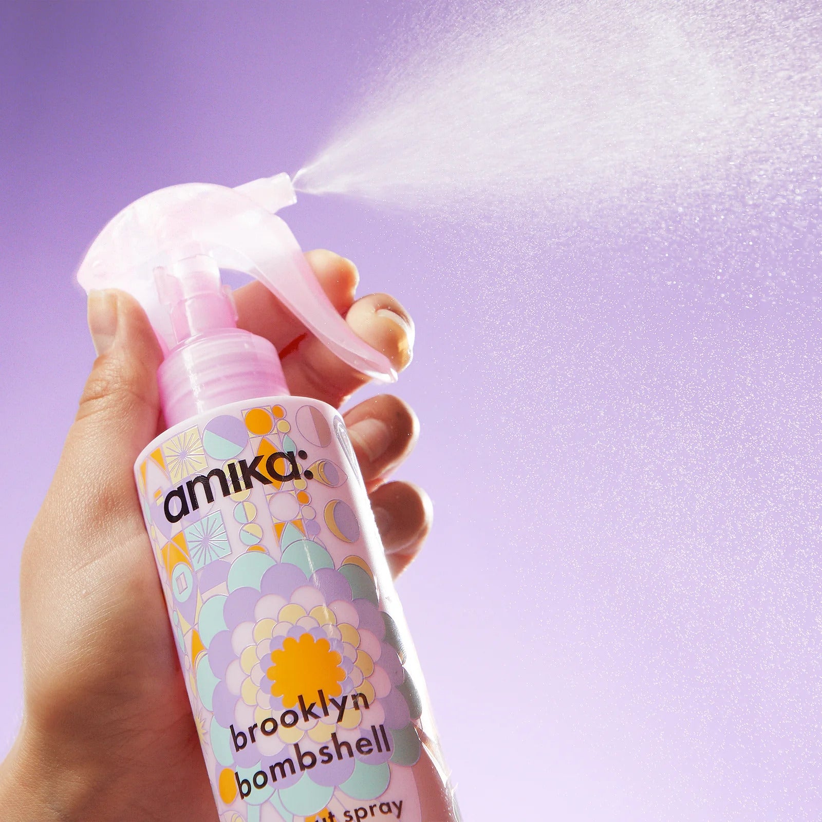 Weightless spray by Amika (Brooklyn Bombshell Blowout Spray)